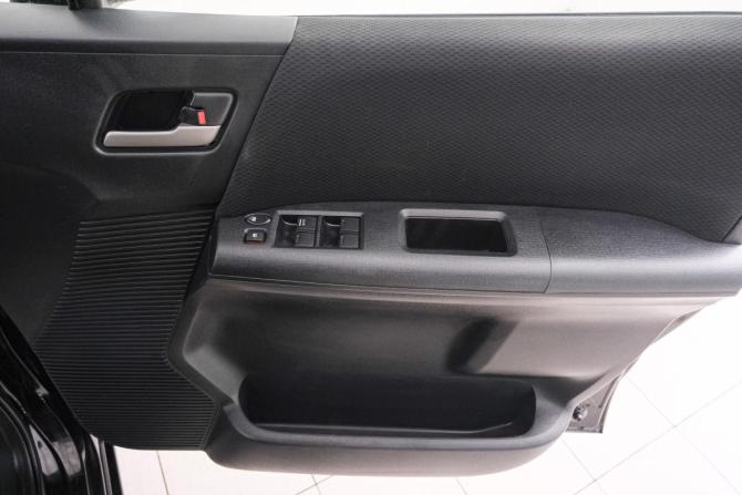 Honda Freed I Рестайлинг с пробегом 2012 года, цена 1 099 000 рублей, 190000 км, компактвэн, Автокод Объявления