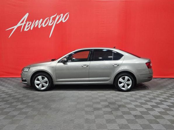 Skoda Octavia III (A7) Рестайлинг с пробегом 2018 года, цена 1 570 000 рублей, 125000 км, лифтбек, Автокод Объявления