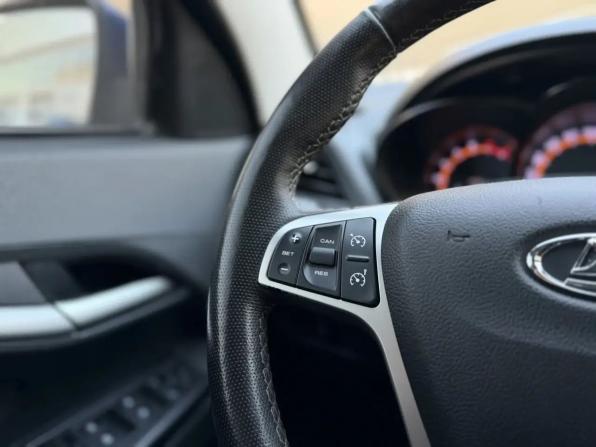 Lada (ВАЗ) Vesta I с пробегом 2021 года, цена 1 189 000 рублей, 64767 км, седан, Автокод Объявления