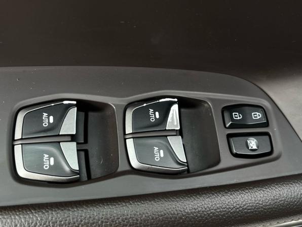 Hyundai Santa Fe III Рестайлинг с пробегом 2018 года, цена 2 390 000 рублей, 122000 км, внедорожник, Автокод Объявления