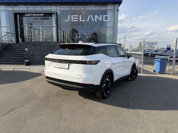 Omoda C7 с пробегом 2026 года, цена 2 925 000 рублей, 4417 км, внедорожник, Автокод Объявления