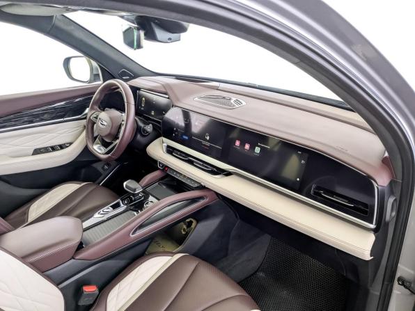 Geely Monjaro I с пробегом 2023 года, цена 3 200 000 рублей, 44571 км, внедорожник, Автокод Объявления