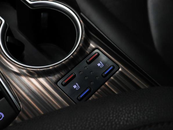 Toyota Camry VIII (XV70) с пробегом 2019 года, цена 2 849 000 рублей, 100716 км, седан, Автокод Объявления