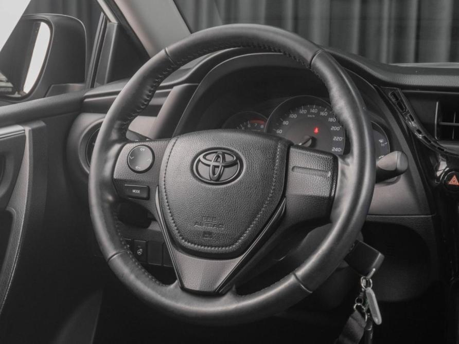 Toyota Corolla XI (E160 E170 E180) Рестайлинг 1 Тюмень  - изображение 17