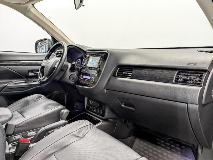 Mitsubishi Outlander III Рестайлинг 2 Москва  - изображение 11