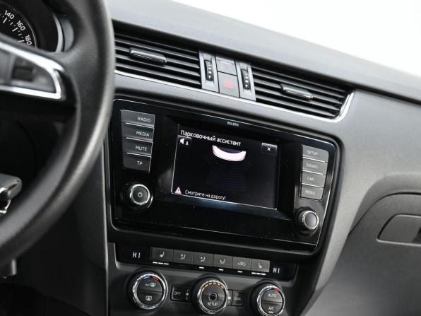 Skoda Octavia III (A7) с пробегом 2015 года, цена 735 000 рублей, 114098 км, лифтбек, Автокод Объявления