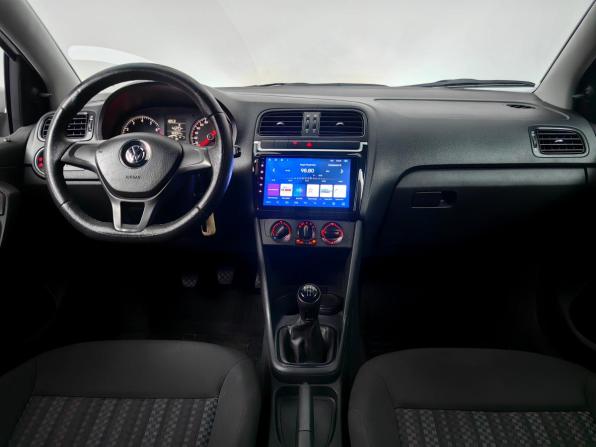 Volkswagen Polo V Рестайлинг с пробегом 2019 года, цена 875 000 рублей, 160052 км, седан, Автокод Объявления