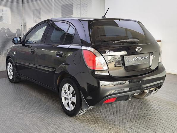 Kia Rio II Рестайлинг с пробегом 2011 года, цена 699 000 рублей, 130939 км, хэтчбек, Автокод Объявления
