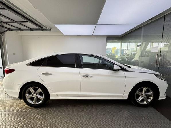 Hyundai Sonata VII (LF) Рестайлинг с пробегом 2018 года, цена 1 750 000 рублей, 122000 км, седан, Автокод Объявления
