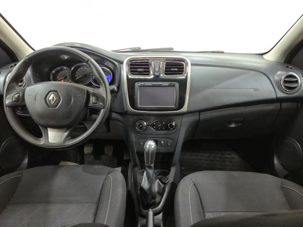 Renault Sandero II с пробегом 2017 года, цена 1 045 000 рублей, 59748 км, хэтчбек, Автокод Объявления
