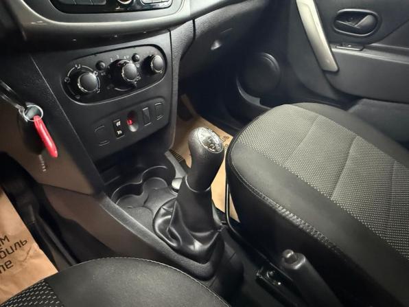 Renault Sandero II с пробегом 2016 года, цена 771 000 рублей, 85183 км, хэтчбек, Автокод Объявления