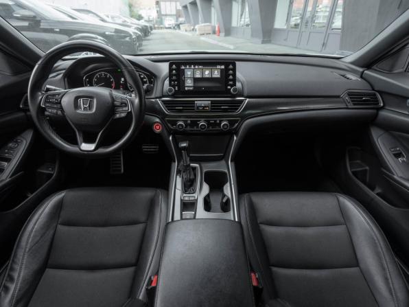 Honda Accord X с пробегом 2018 года, цена 1 875 000 рублей, 118835 км, седан, Автокод Объявления