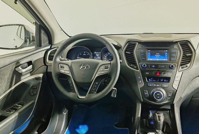 Hyundai Santa Fe III Рестайлинг с пробегом 2017 года, цена 2 000 000 рублей, 172379 км, внедорожник, Автокод Объявления