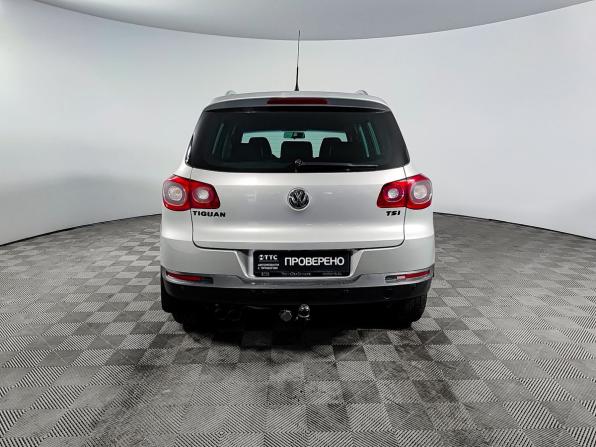 Volkswagen Tiguan I с пробегом 2010 года, цена 980 000 рублей, 243420 км, внедорожник, Автокод Объявления