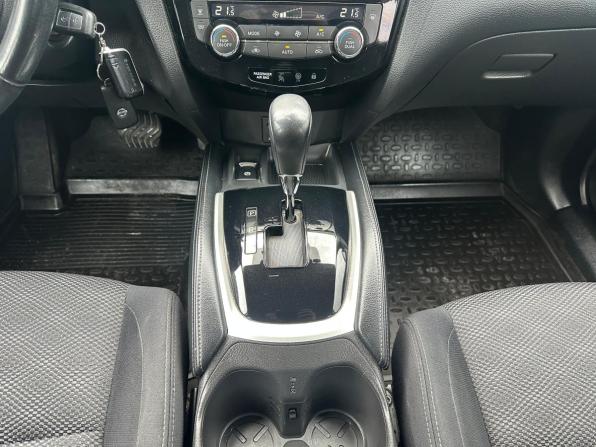 Nissan Qashqai II с пробегом 2017 года, цена 1 450 000 рублей, 104489 км, внедорожник, Автокод Объявления