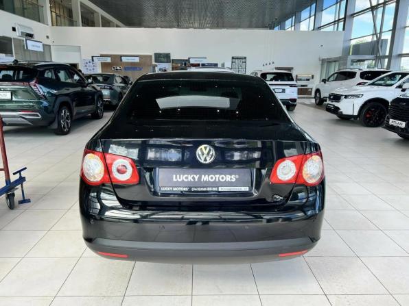 Volkswagen Jetta V с пробегом 2009 года, цена 295 000 рублей, 473663 км, седан, Автокод Объявления