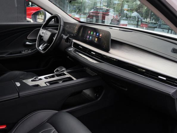Chery Arrizo 8 с пробегом 2024 года, цена 2 290 000 рублей, 10199 км, седан, Автокод Объявления