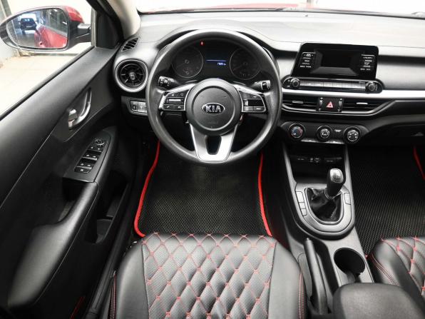 Kia Cerato IV с пробегом 2019 года, цена 1 330 000 рублей, 178000 км, седан, Автокод Объявления