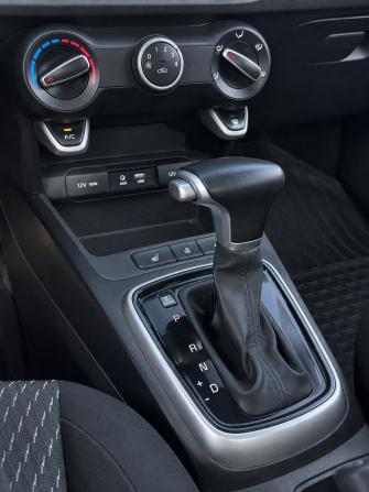 Kia Rio IV с пробегом 2017 года, цена 1 340 000 рублей, 109930 км, седан, Автокод Объявления