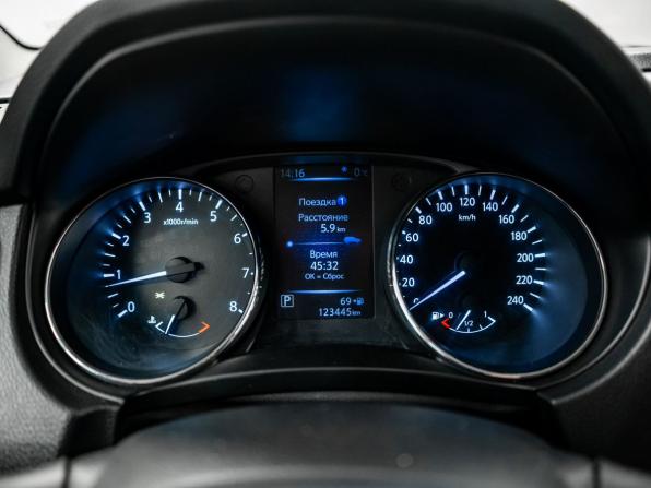 Nissan Qashqai II Рестайлинг с пробегом 2019 года, цена 1 490 000 рублей, 123445 км, внедорожник, Автокод Объявления