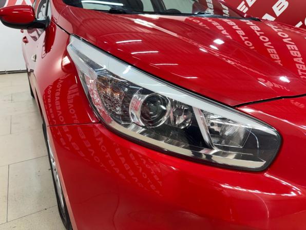 Kia Ceed II с пробегом 2014 года, цена 1 349 000 рублей, 148254 км, хэтчбек, Автокод Объявления