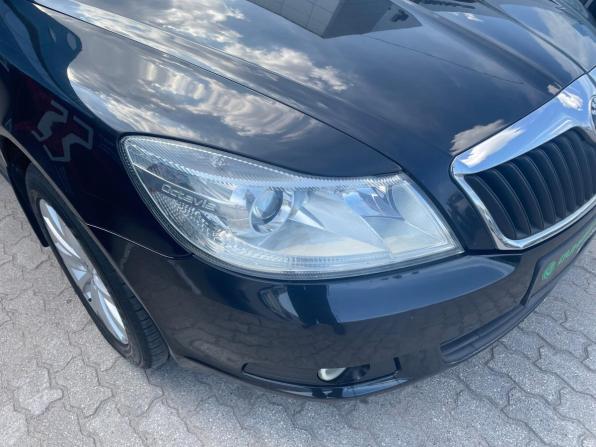 Skoda Octavia II (A5) Рестайлинг с пробегом 2012 года, цена 831 000 рублей, 174057 км, лифтбек, Автокод Объявления
