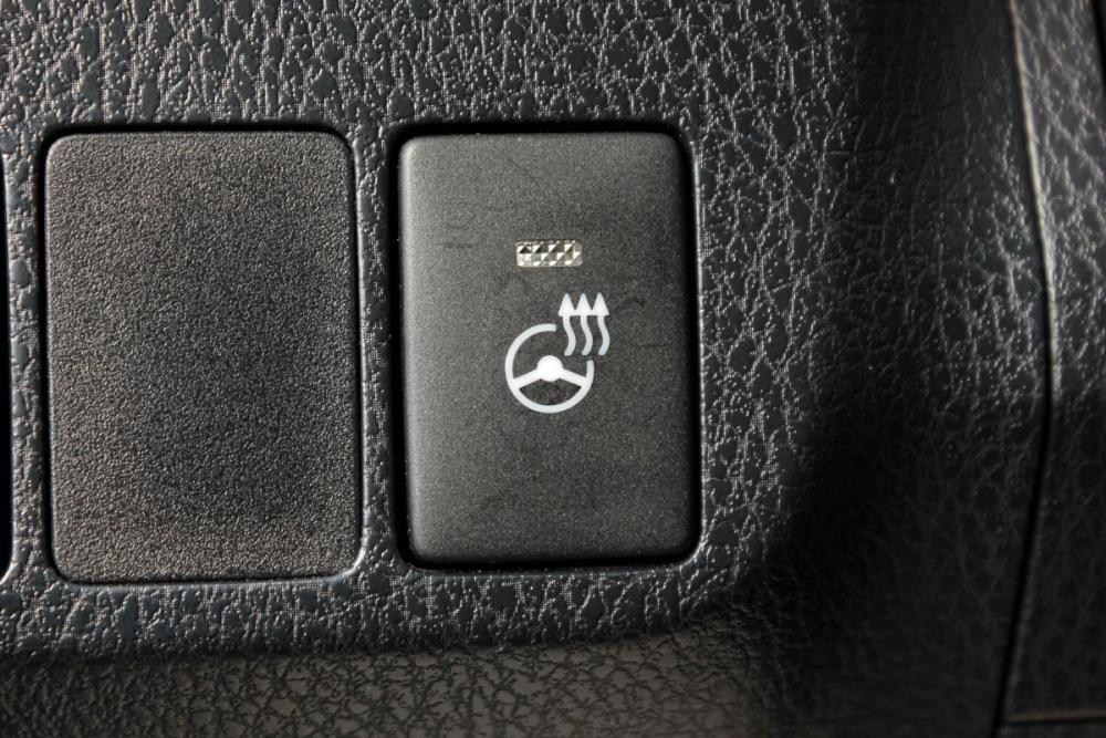 Toyota RAV4 IV (XA40) Рестайлинг Тюмень  - изображение 19