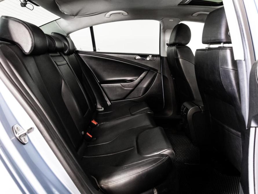 Volkswagen Passat B6 Санкт-Петербург  - изображение 16