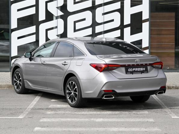 Toyota Avalon V с пробегом 2022 года, цена 3 475 000 рублей, 45594 км, седан, Автокод Объявления