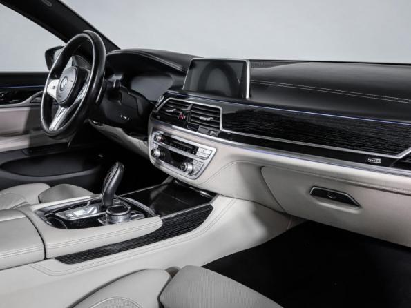 BMW 7 серии VI (G11/G12) Рестайлинг с пробегом 2021 года, цена 6 800 000 рублей, 73635 км, седан, Автокод Объявления