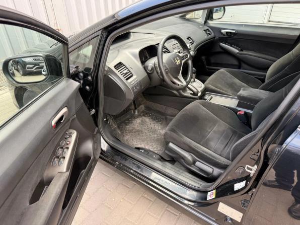 Honda Civic VIII с пробегом 2008 года, цена 727 000 рублей, 337929 км, седан, Автокод Объявления