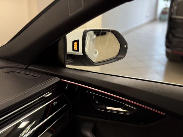 Audi Q8 I (4M) с пробегом 2022 года, цена 7 700 000 рублей, 51582 км, внедорожник, Автокод Объявления