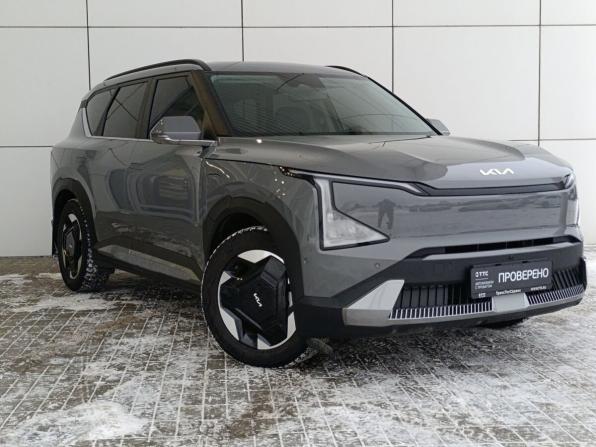 Kia EV5 с пробегом 2023 года, цена 3 320 000 рублей, 34421 км, внедорожник, Автокод Объявления