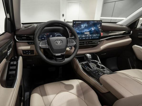 Toyota Highlander IV (XU70) с пробегом 2026 года, цена 5 900 000 рублей, 50 км, внедорожник, Автокод Объявления