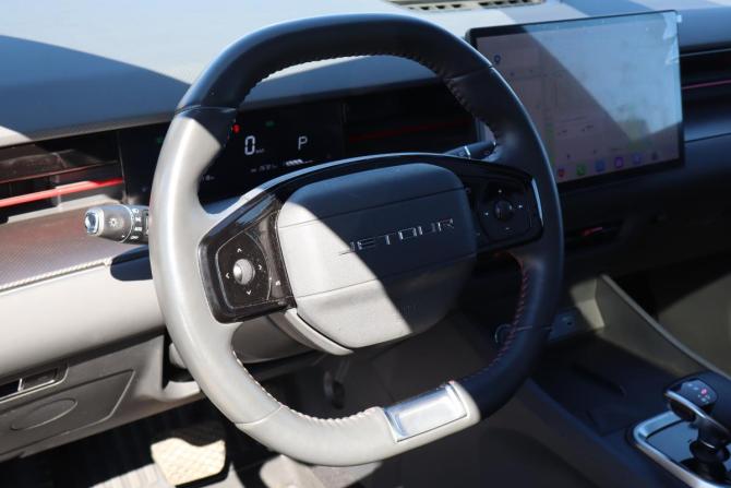 JETOUR DASHING I с пробегом 2023 года, цена 2 129 000 рублей, 25000 км, внедорожник, Автокод Объявления