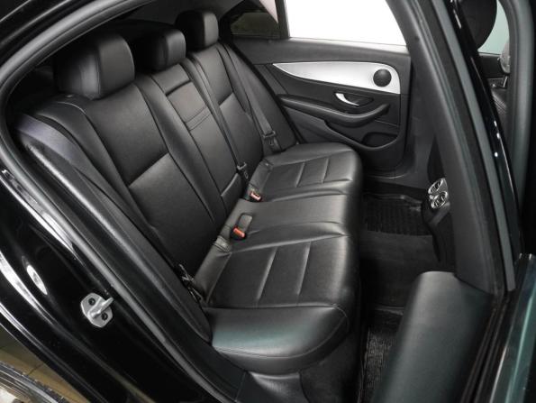 Mercedes-Benz E-Класс V (W213 S213 C238) с пробегом 2018 года, цена 2 489 000 рублей, 158715 км, седан, Автокод Объявления