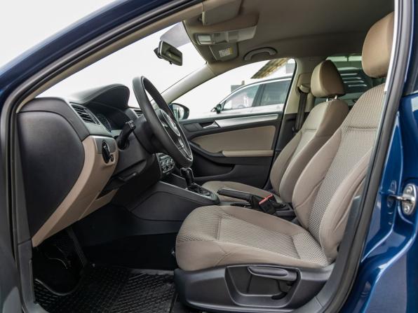 Volkswagen Jetta VI с пробегом 2013 года, цена 1 098 000 рублей, 178000 км, седан, Автокод Объявления