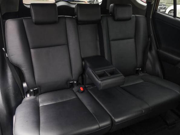 Toyota RAV4 IV (XA40) Рестайлинг с пробегом 2018 года, цена 2 699 777 рублей, 64124 км, внедорожник, Автокод Объявления