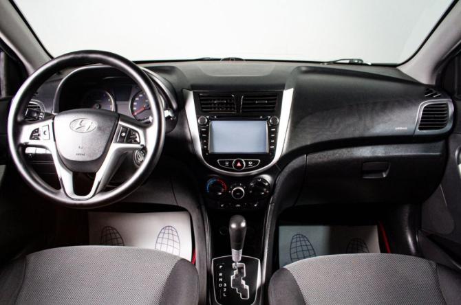 Hyundai Solaris I с пробегом 2012 года, цена 749 000 рублей, 199047 км, седан, Автокод Объявления
