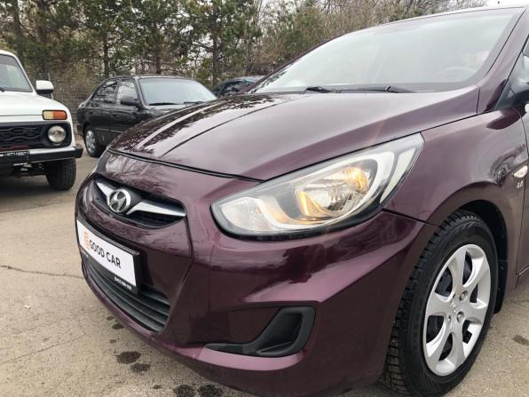Hyundai Solaris I с пробегом 2013 года, цена 735 000 рублей, 199438 км, седан, Автокод Объявления