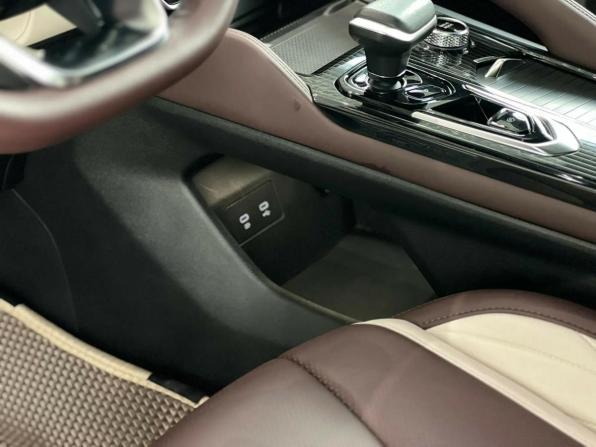 Geely Monjaro I с пробегом 2023 года, цена 3 195 000 рублей, 56184 км, внедорожник, Автокод Объявления