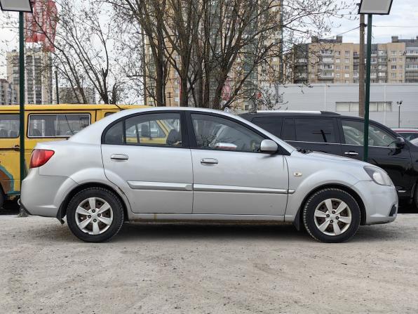 Kia Rio II Рестайлинг с пробегом 2010 года, цена 299 000 рублей, 202500 км, седан, Автокод Объявления