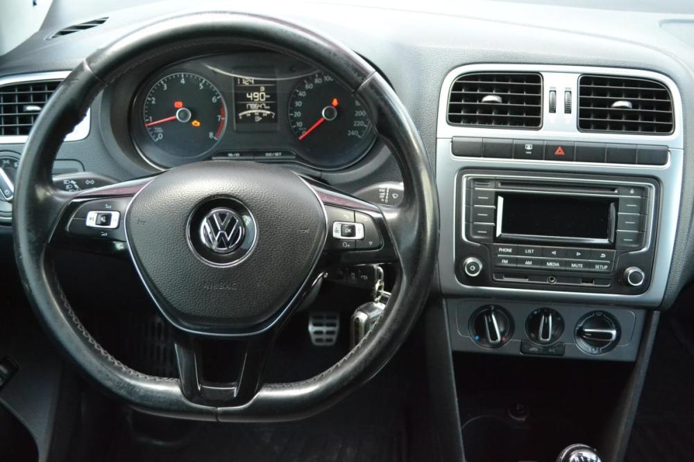 Volkswagen Polo V Рестайлинг Старый Оскол  - изображение 11