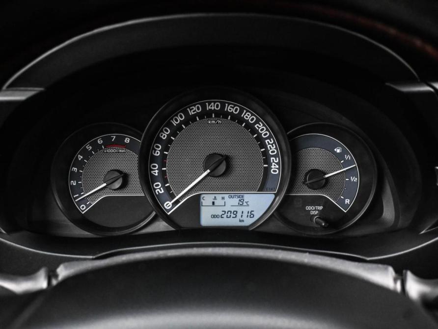Toyota Corolla XI (E160 E170 E180) Новороссийск  - изображение 12