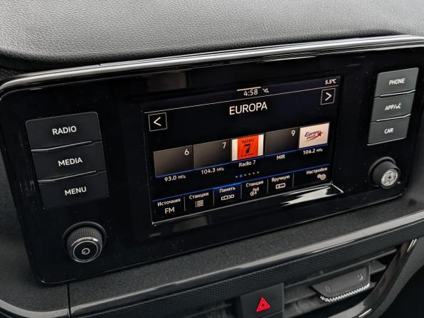 Volkswagen Polo VI с пробегом 2021 года, цена 1 419 000 рублей, 82130 км, лифтбек, Автокод Объявления