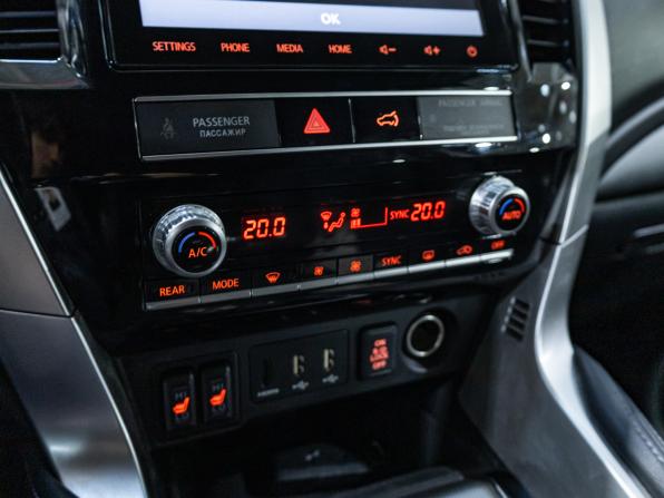 Mitsubishi Pajero Sport III Рестайлинг с пробегом 2022 года, цена 3 399 700 рублей, 141706 км, внедорожник, Автокод Объявления