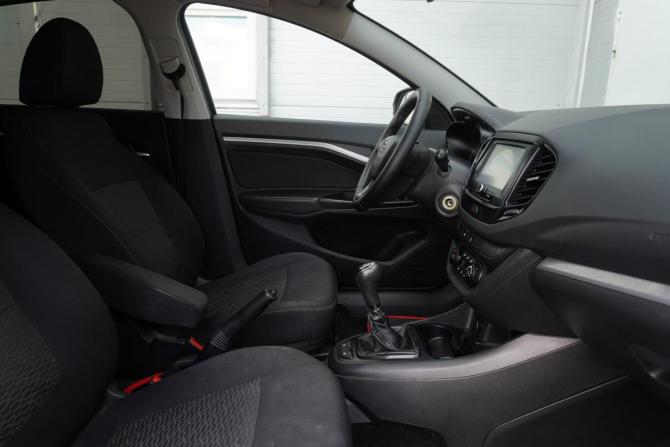 Lada (ВАЗ) Vesta I с пробегом 2017 года, цена 850 000 рублей, 88100 км, седан, Автокод Объявления
