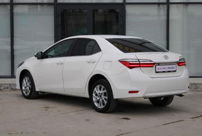 Toyota Corolla XI (E160 E170 E180) с пробегом 2016 года, цена 1 205 000 рублей, 212518 км, седан, Автокод Объявления