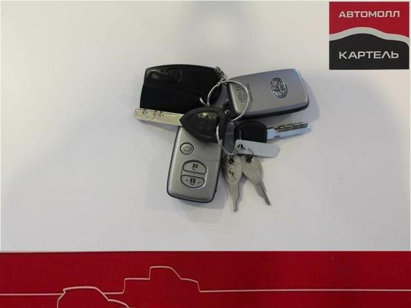 Toyota Land Cruiser 200 Series Рестайлинг 1 с пробегом 2013 года, цена 3 569 000 рублей, 351564 км, внедорожник, Автокод Объявления