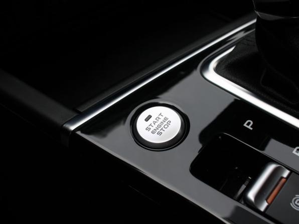 Changan Eado Plus с пробегом 2024 года, цена 1 799 000 рублей, 15634 км, седан, Автокод Объявления